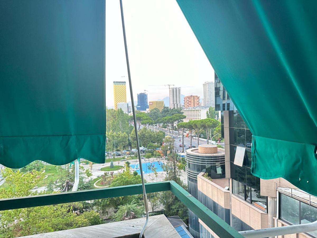 Amo Tower Tirana Center Apartment Luaran gambar