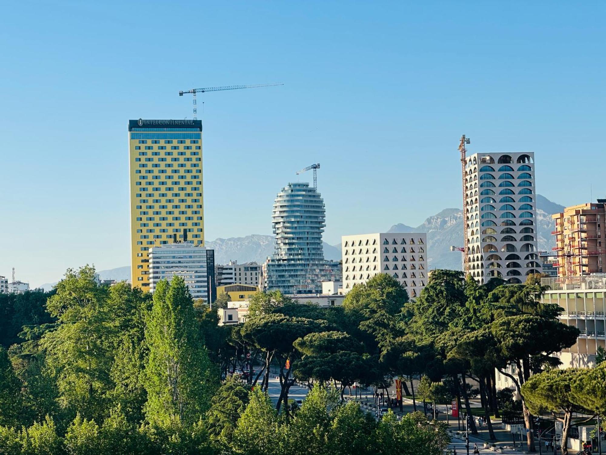 Amo Tower Tirana Center Apartment Luaran gambar