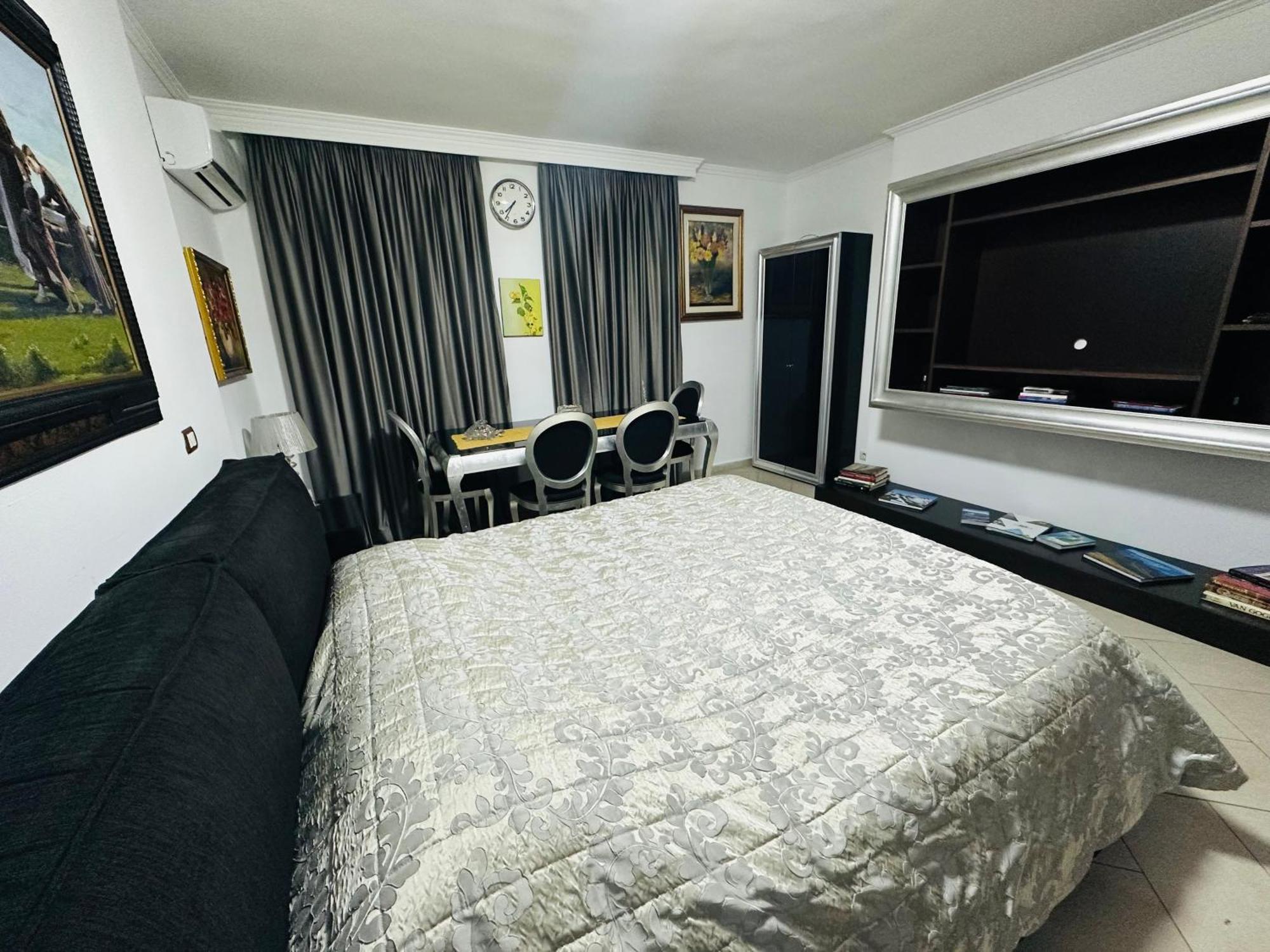 Amo Tower Tirana Center Apartment Luaran gambar
